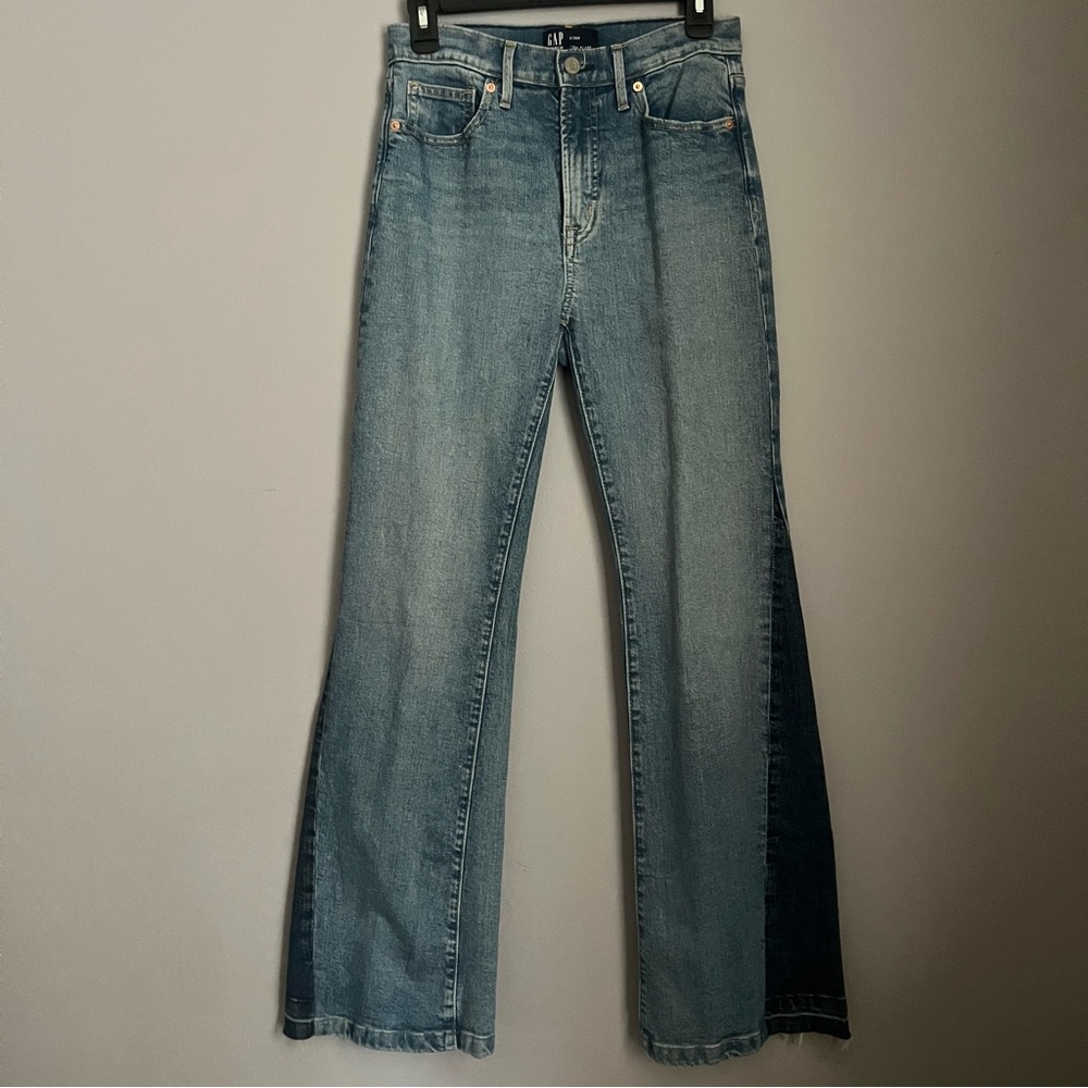 GAP Women's Jeans 70's Flare Wide Leg light blue dak blue combo size 2/26R